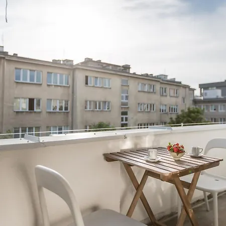 Sunny Mokotow - Near The Metro